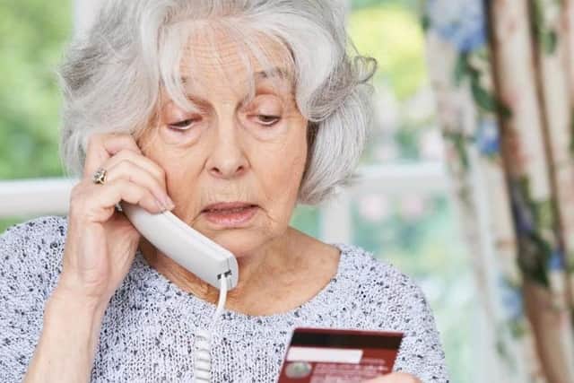 Warning about courier fraud scams in Lincolnshire.