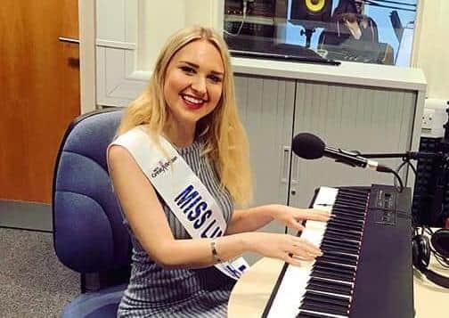 Chloey Rose will perform live this evening (Monday) to raise money for the 'Care 4 Carers' charity.