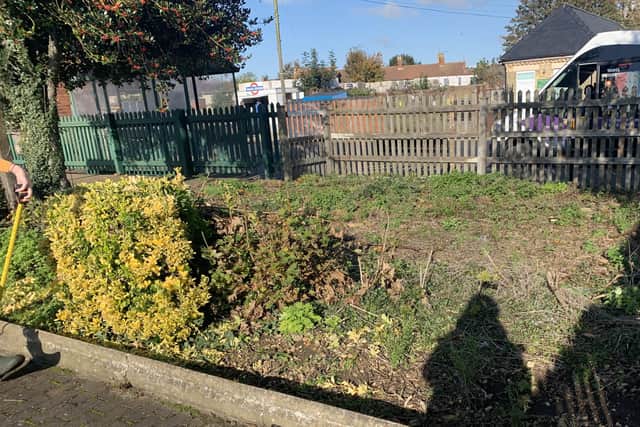 The plot at Sleaford railway station set to become a commuity allotment. EMN-200506-111841001