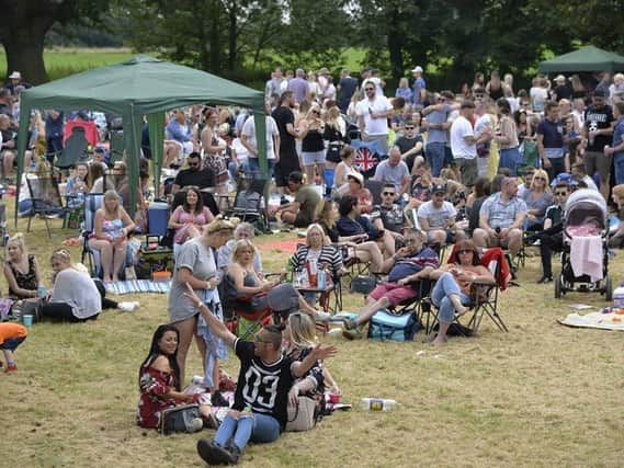 Fans at Framfest