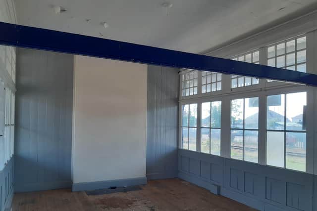 The waiting room on platforms 2 and 3 is to get a facelift and new use. EMN-211110-161438001