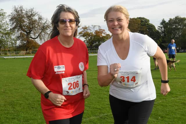 Caythorpe Dash. L-R Jayne Pell and Linda Thompson of Halmer Harriers EMN-210411-083513001