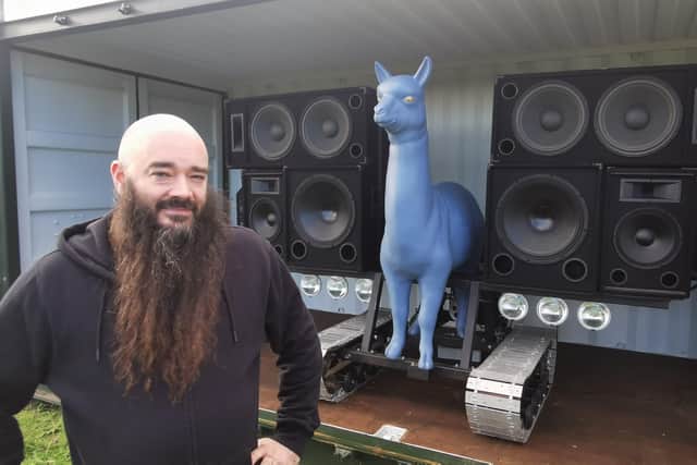 David Cranmer and his blue alpaca soundsystem.