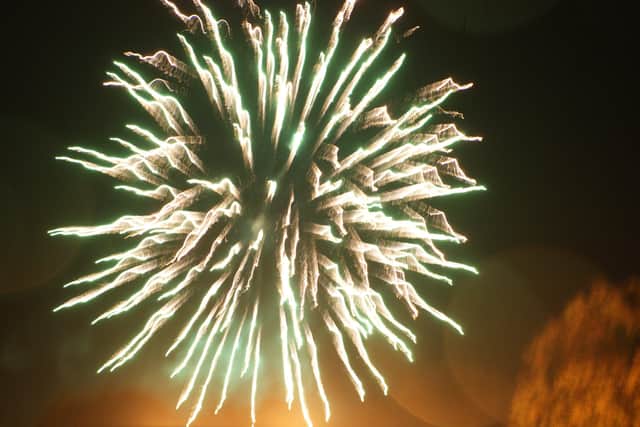 Fireworks galore EMN-210511-080715001