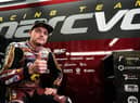 Sam Lowes.