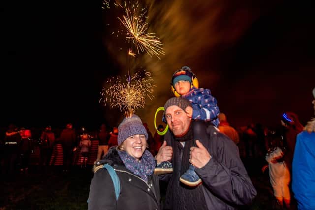 Horncastle fireworks display 2021 EMN-210811-104736001