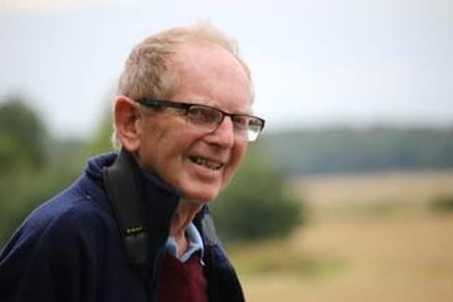 Barrie Wilkinson (David Curtis)