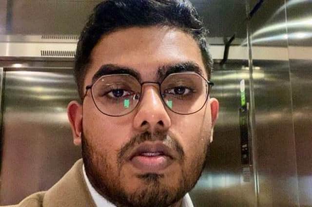 Hithin Noble, a Sleaford medical student, is urging schools and students to wear the colours of the emergency services and support the bid to create a 999 Cenotaph. EMN-210212-152847001