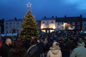 Caistor Christmas Lights switch-on EMN-210512-222635001