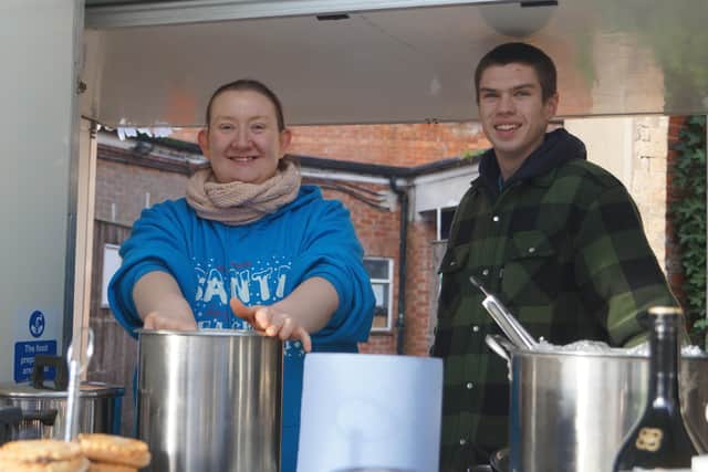 Market Rasen Christmas Market EMN-210512-220147001