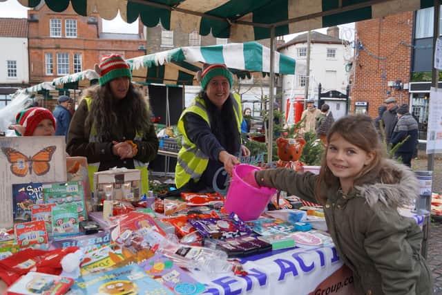 Market Rasen Christmas Market EMN-210512-220112001