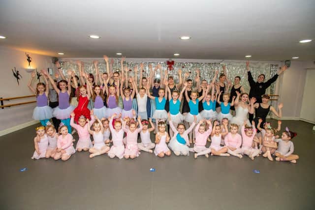 Dance 10's Christmas fundraising dance show. EMN-211213-100706001