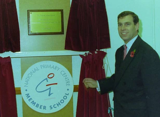 Prince Andrew unveiling the commemorative plaque for the new classroom block in William Alvey School in November 1997. EMN-220117-121530001