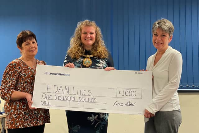 Pictured left to right; Celia Madden – CEO EDAN Lincs, Councillor Mrs Susannah Baker-Milan - .
Chair of North Kesteven District Council; and Rachael Fullwood – CEO Lincolnshire Rural
Housing Association.