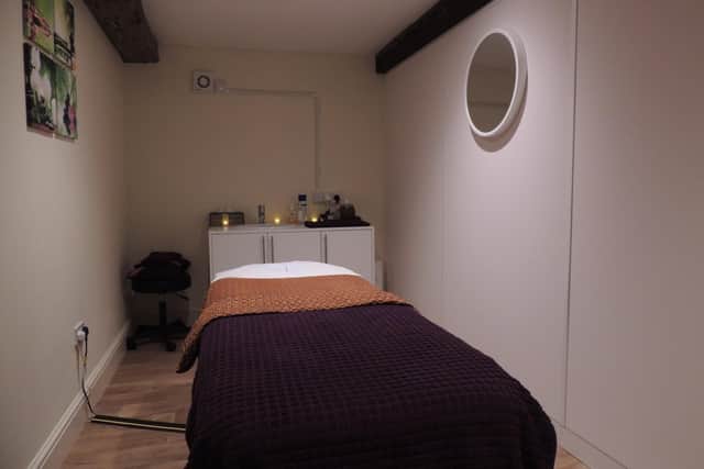 A smaller therapy room at Wansabai Tai Spa. EMN-220121-163223001