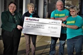 Scunthorpe MP, Holly Mumby-Croft presenting a cheque to Scunthorpe Samaritans volunteers.
Photo by Keith Dawson. EMN-220124-084834001