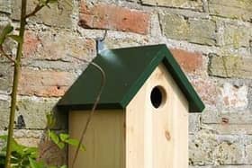 A garden nest box for starlings EMN-220126-094405001