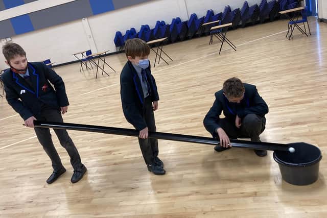 JET programmes in action at St George’s Academy, Ruskington. EMN-220128-155250001