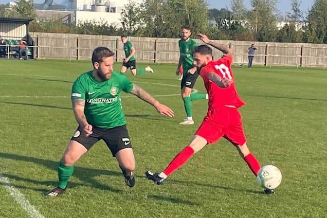 Joe Braithwaite and Paul Anderson battle in the previous meeting.