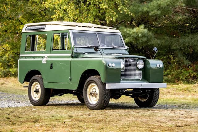 Police are reporting  a rise in the theft of Land Rover Defenders.