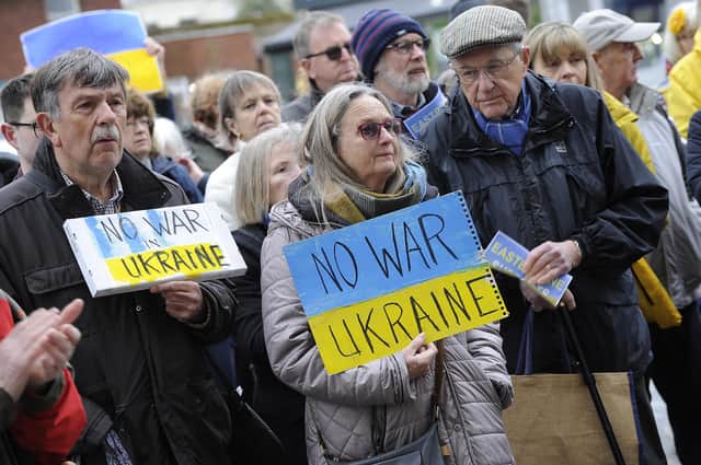 ‘Eastbourne supports Ukraine’ rally SUS-220703-094206001