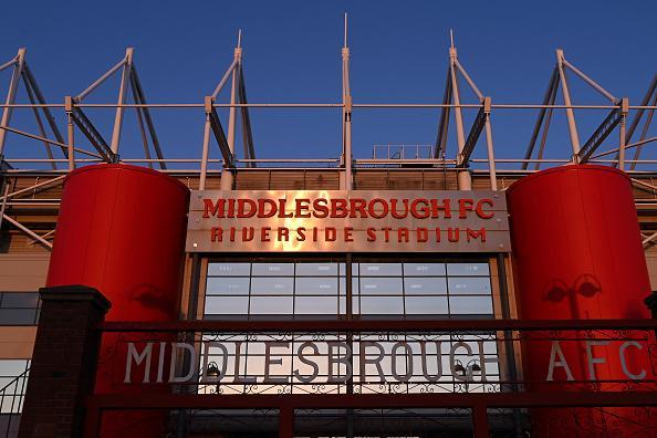 Championship | Average attendance: 21,333