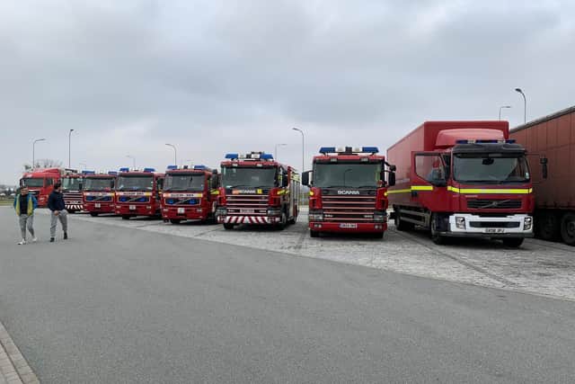Lincolnshire Fire and Rescue Service is donating surplus kit such as fire boots and masks as well as gas monitoring equipment to hard-pressed Ukrainian crews. EMN-221103-143044001