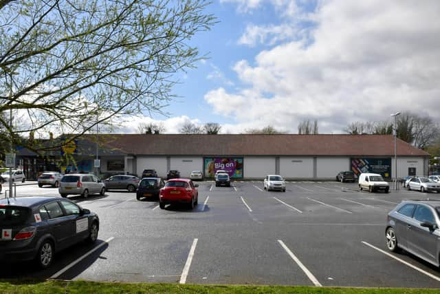 The single storey extension to the Lidl store would be on this side of the building in Sleaford. EMN-220804-091401001