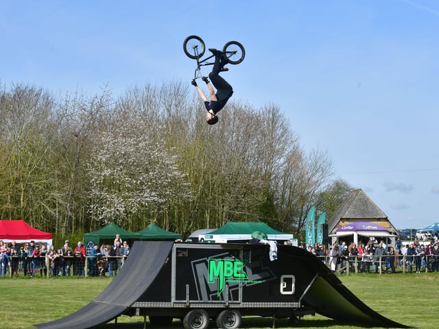 The BMX Show EMN-221104-093107001