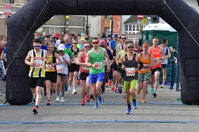 Half marathon - 2nd wave. Photos by David Dawson.