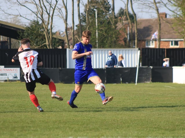 Brigg Town v Harrogate Railway Athletic. Photo: Oliver Atkin