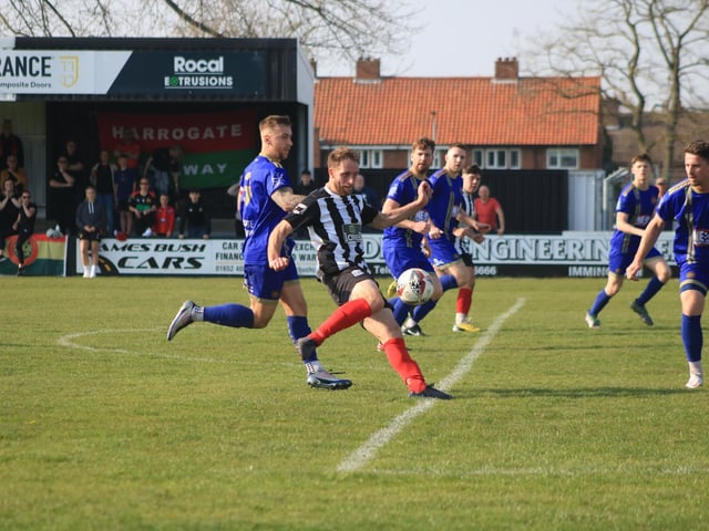 Brigg Town v Harrogate Railway Athletic. Photo: Oliver Atkin