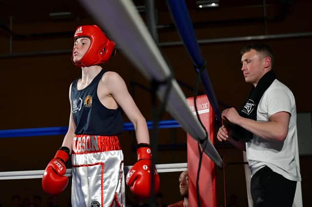 Charlie Hodgson (Sleaford ABC red), Reece Morris (Boston ABC blue) EMN-220418-092631001