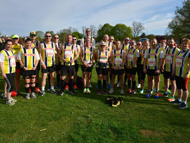 Boston runners taking part in the half marathon EMN-220418-133351001