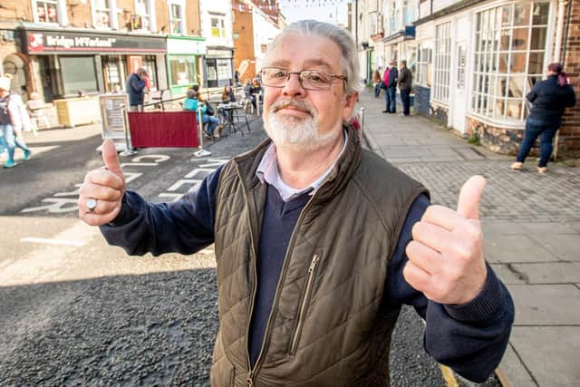 Thumbs up in Louth from Gary Dennis of the Independent Taders