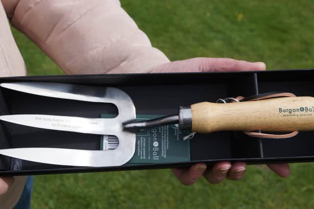 The 20-years commemorative fork EMN-210413-080339001