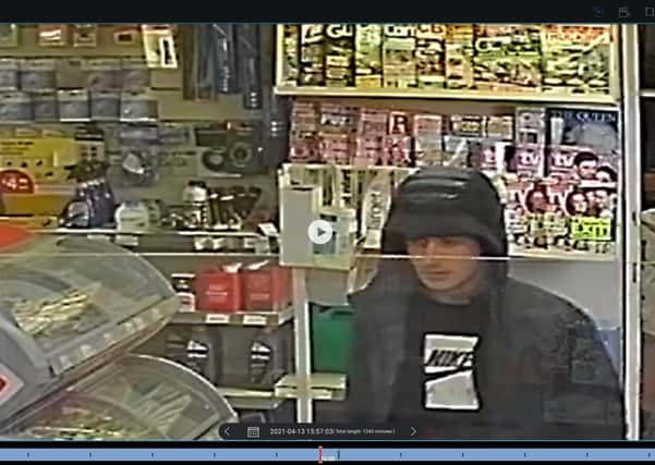 Do you recognise this man? EMN-210419-142004001