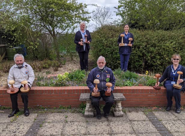 The Lincolnshire Association of Woodturners, based at Leasingham, has lent a hand to St Barnabas Hospice and its Wig Bank service.