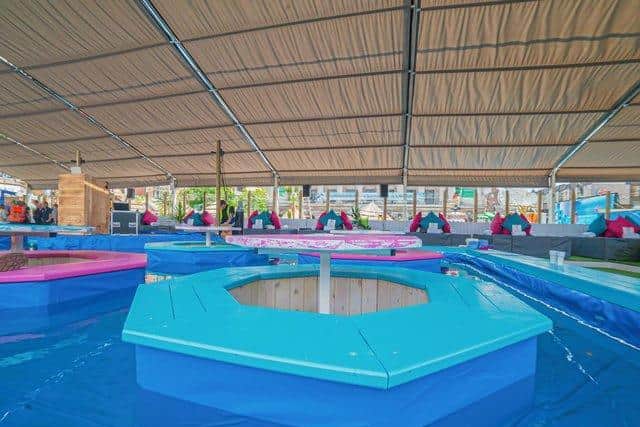 Visitors can still grab a taste of international travel this year at the stylish family bar, Playa at the Pier. The new venue has a stunning bar area filled with stylish pool pods.