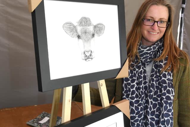 Hayley Sanderson, HayleStar Artworks EMN-210524-114555001