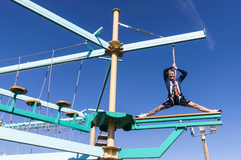Showing how it's done - Olympic gymnast Nile Wilson.