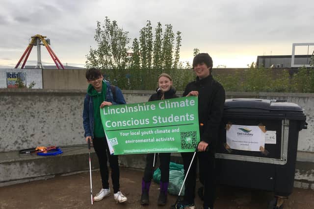 Lincolnshire Climate Conscious Students returned to the met at the weekend to clear up ELDC’s blue flag beach.