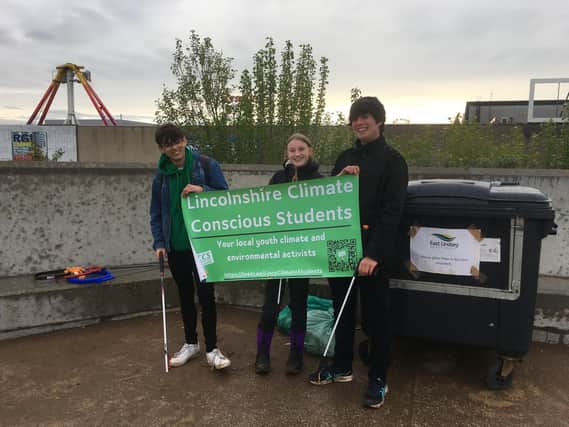 Lincolnshire Climate Conscious Students returned to the met at the weekend to clear up ELDC’s blue flag beach.