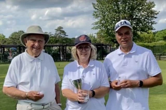 The Woodhall B team.