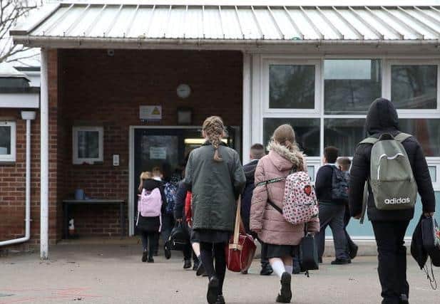 Fewer Lincolnshire pupils have been offered a place at their secondary school of choice, figures reveal.