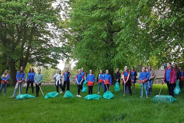 The youngsters helped to keep Louth tidy.
