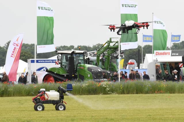 The future - drone crop spraying demonstration at Cereals 2021. EMN-210107-112709001
