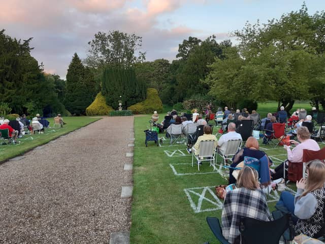 A full audience on the opening night of A Midsummer Night's Dream at Rauceby Hall. EMN-210715-104724001