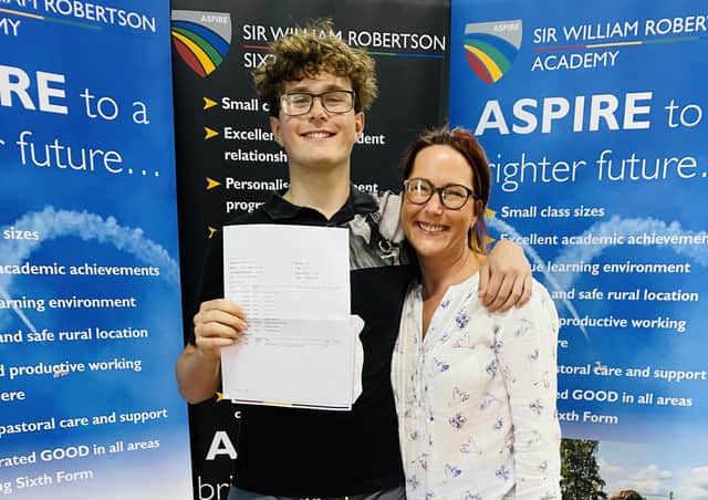 Ewan Mould of Navenby pleased with his GCSE results at Sir William Robertson Academy. EMN-211208-160404001