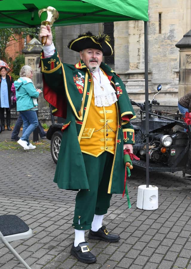 Sleaford Town Crier John Griffifths makes the opening address. EMN-210609-121312001